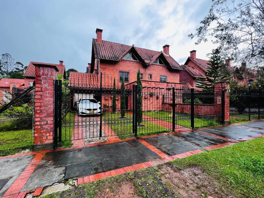 Hermosa Casa , Con Parqueadero En Rionegro Cerca Al Aeropuerto别墅 外观 照片